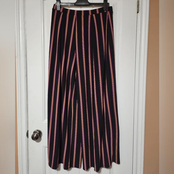 BAR III Wide Legged Dress Pants - Picture 2 of 5